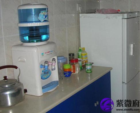 家庭饮水机摆放位置