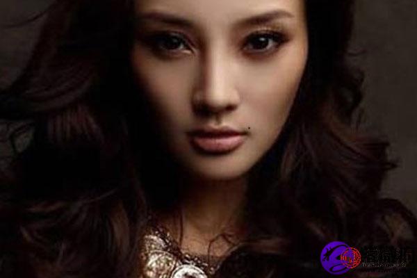 嘴角长痣的女人面相好不好 衣食无忧