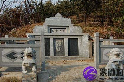 祖坟上一物祖孙三代必富贵究竟是啥