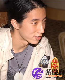 男人面相鼻子歪