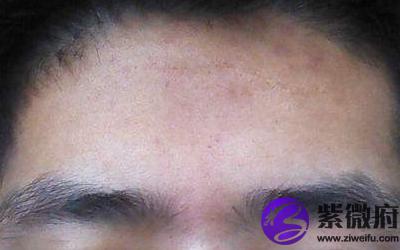 眉毛散乱的男人一生难以富贵