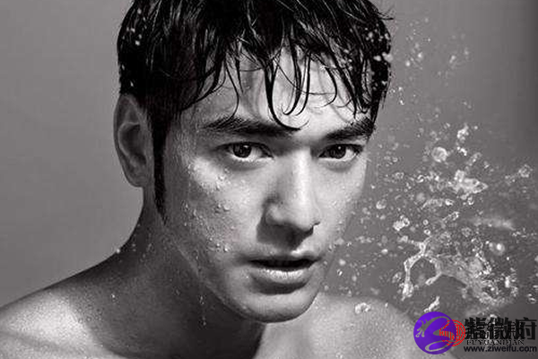 1,一字眉的男人面相解析这是一种英雄眉相,以男性拥有此眉较佳,男人有