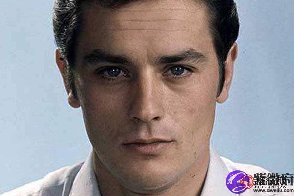 额头生有悬针纹的人人生有很多劫难吗