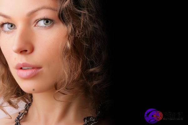 下颚底下有痣图 下颚底痣代表什么