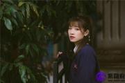 女生右耳朵烫代表什么