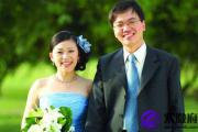 容易犯桃花的女人八字 面临桃花劫的女人