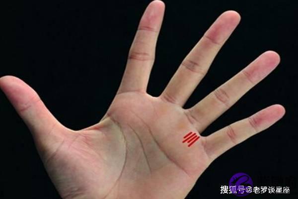 3种典型“漏财”的手相，花钱如流水，大手大脚存不住钱