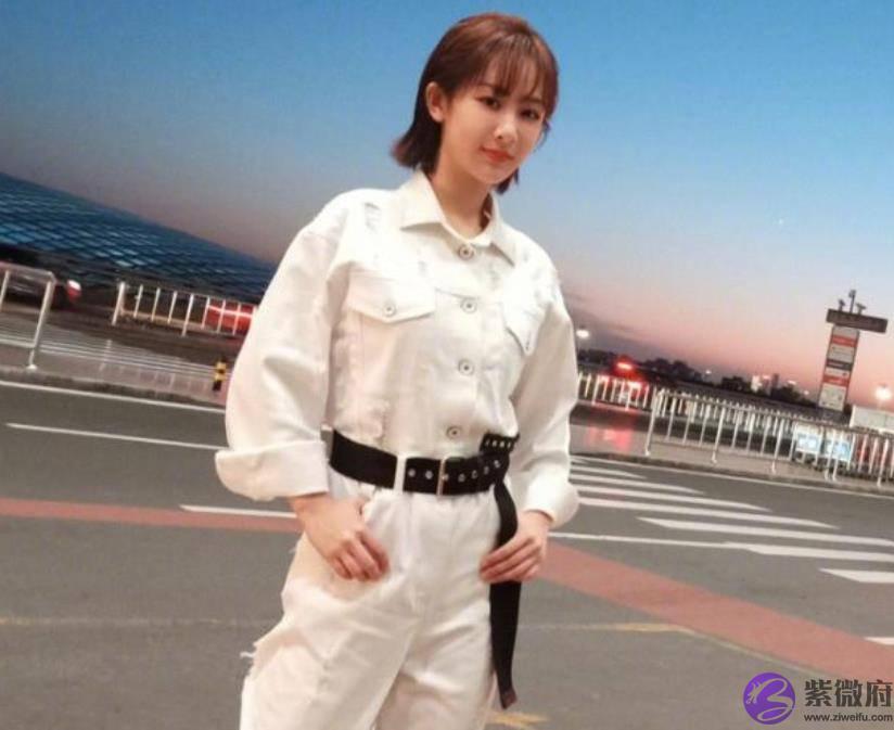 原来杨紫是艺名，知道她的原名后，粉丝：把名字改回来！