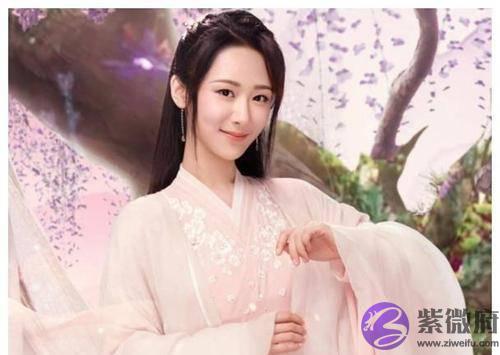 原来“杨紫”只是艺名，得知真名后，网友：还是快点改回来吧！