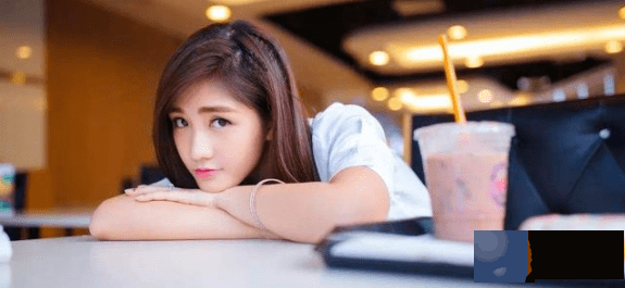 怕遇人不淑，不敢走进婚姻的女命八字