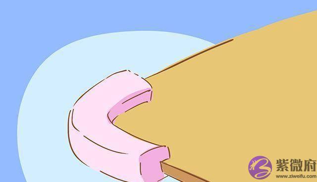 宝宝学爬行时，能保护安全的4样物品，家长可别忘了准备