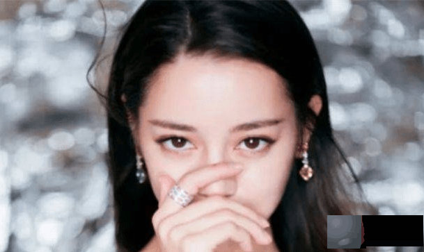 明星给未来孩子起名字，鹿晗奢侈，赵丽颖标准吃货，就服易烊千玺