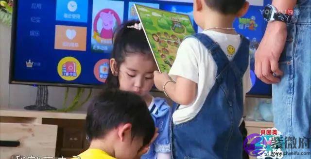 这枚萌男娃竟自称是“女人性格”！他和萌宠的日常超高萌啊