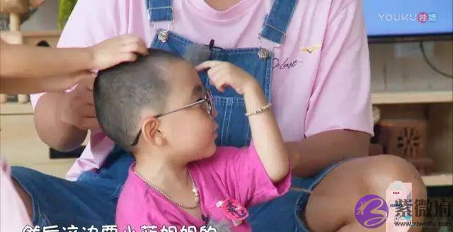 这枚萌男娃竟自称是“女人性格”！他和萌宠的日常超高萌啊