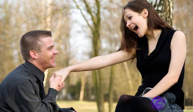 一个经历婚外情女人的深度忏悔：婚姻中的爱，是婚外情无法取代的