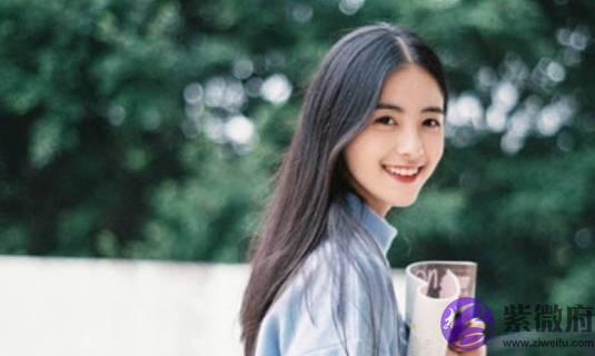 出生月份看女人的婚姻！以下4月出生的女人，婚后家庭美满！