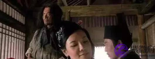 武松的三个结拜兄弟，两人变成路人，只有他将武松当真正的兄弟