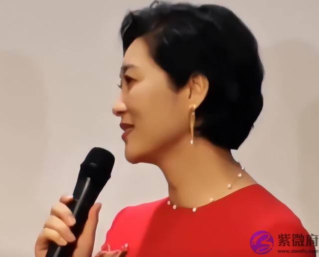 山西儿子结婚老爸忘词，高情商婆婆一番话救场彰显老公家庭地位