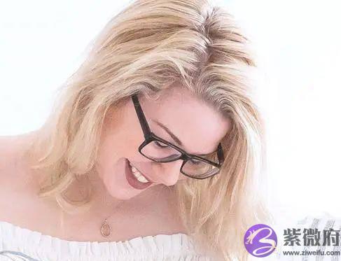 女生头发内扣打理效果，内扣发型要怎麽打理呢？