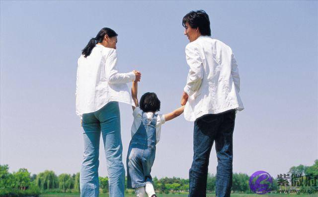 儿子24岁坚持不工作，中年爸妈一筹莫展：孩子，我该怎麽说服你？