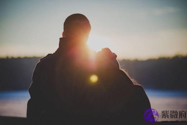 生辰姻缘分析， 在不对的时间离婚，再婚也难得幸福