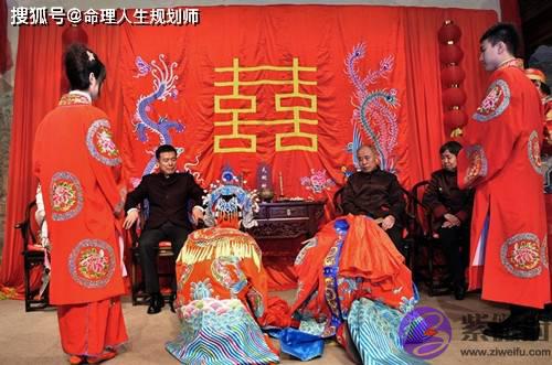 婚姻生辰看婚姻，分分合合苦了大半辈子，能否苦尽甘来