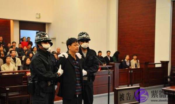福建“南平小学惨案”始末：男子生活不顺，持刀杀害八个小学生