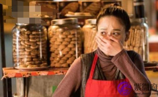 孩子还没出生，婆婆织了20套毛衣，去了趟她房间后，儿媳哭了