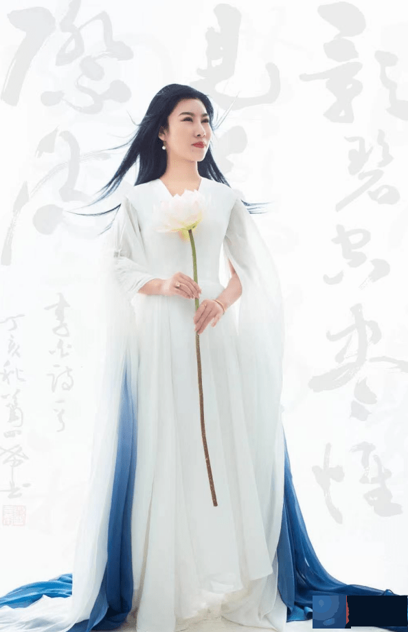 凤缘成小凤仙老师：易术小六壬解读人生，助运事业。