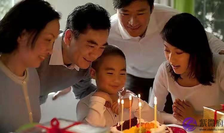 孩子过阳历生日好还是农历生日好？看看有什麽讲究