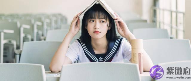 为什麽有人偏偏能赚大钱？原来是坚持了这两个字