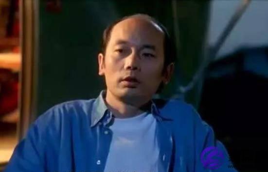 63岁葛优爱子疑曝光，3岁身高已到成人腰部，此前一直在国外生活