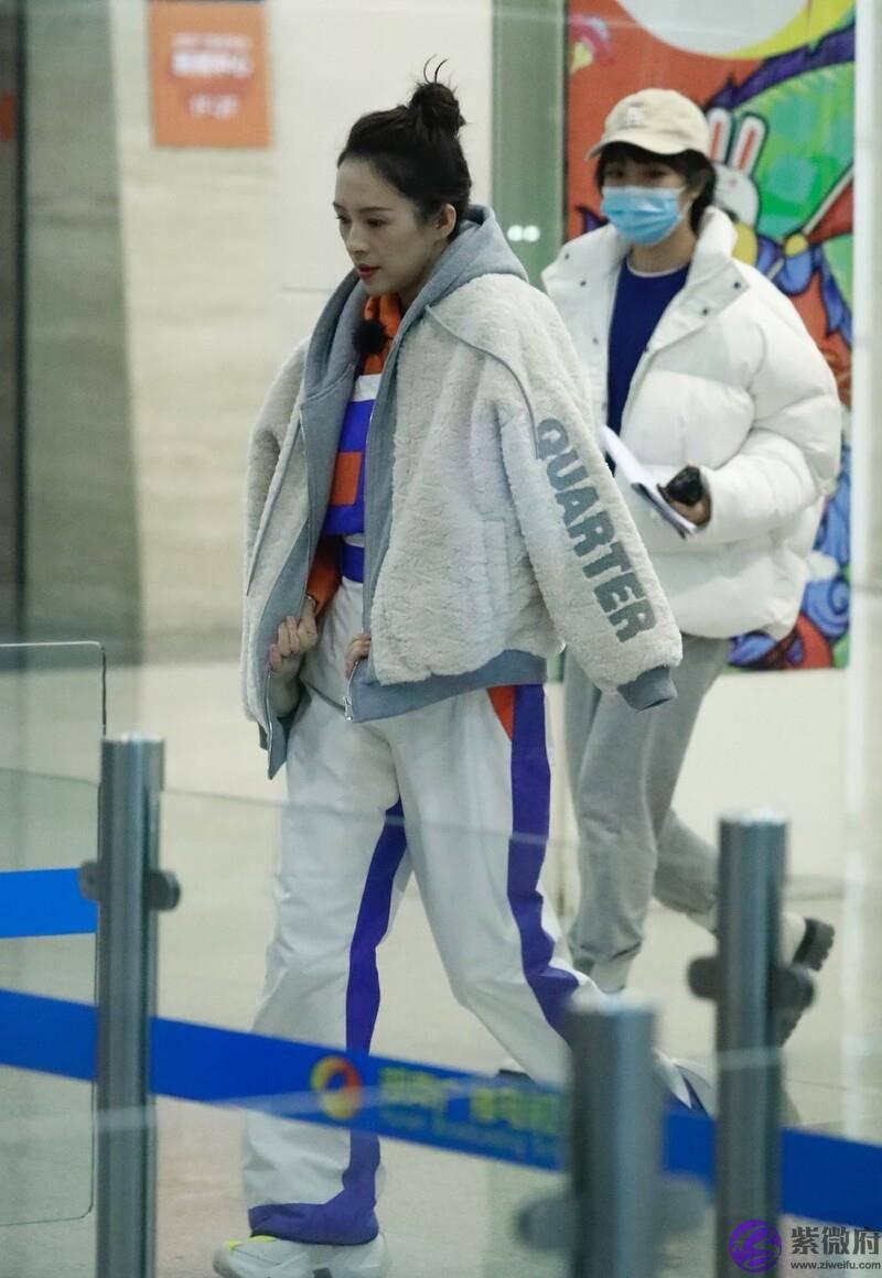 章子怡嫁给了爱情，汪峰在她产女时悉心照顾，特意挑选国外生产