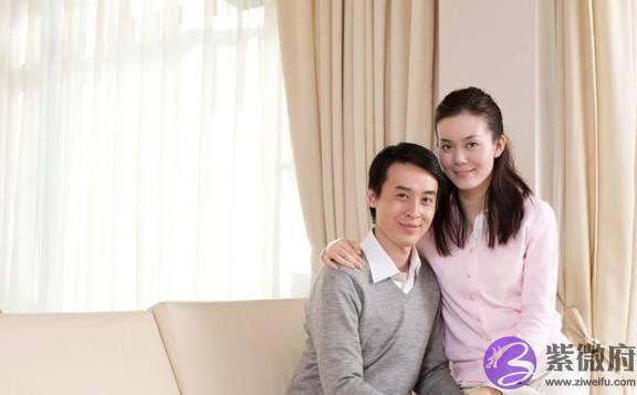 夫妻之间更亲，还是兄弟姐妹之间更亲？专家给出的答案基本一样