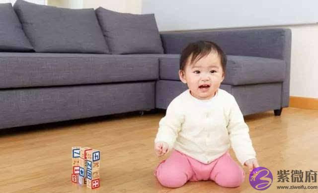 孩子为何偏爱“W”跪坐？到了这一年龄要制止，几个危害要上心