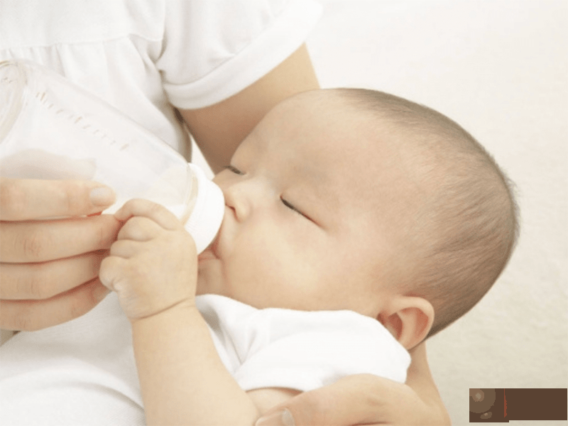三个月的宝宝应该如何喂养？