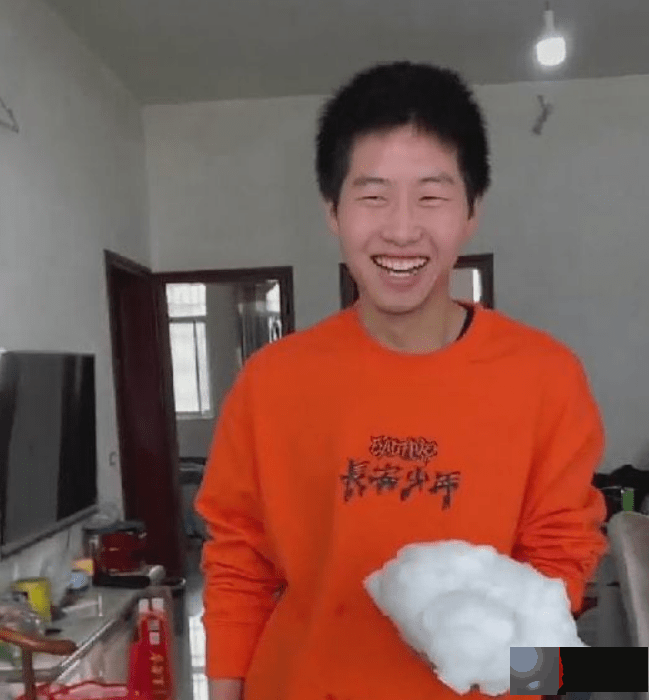 孙卓改名为花开富贵，卓妈评论区遭沦陷，网友称她为孙富贵妈妈