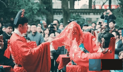 古代结婚都有哪些流程？和今天的婚礼有很大不同