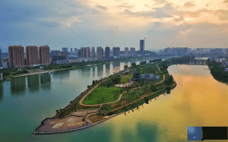 中国易经风水师，依山傍水的房子风水怎麽看