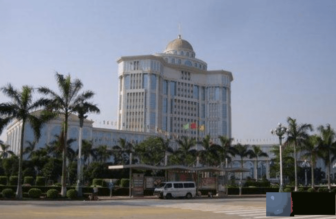 中国易经风水师，依山傍水的房子风水怎麽看