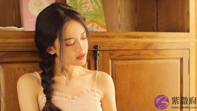 “你未婚先孕，同意你们结婚就不错了”“婆婆，你别轻视我”