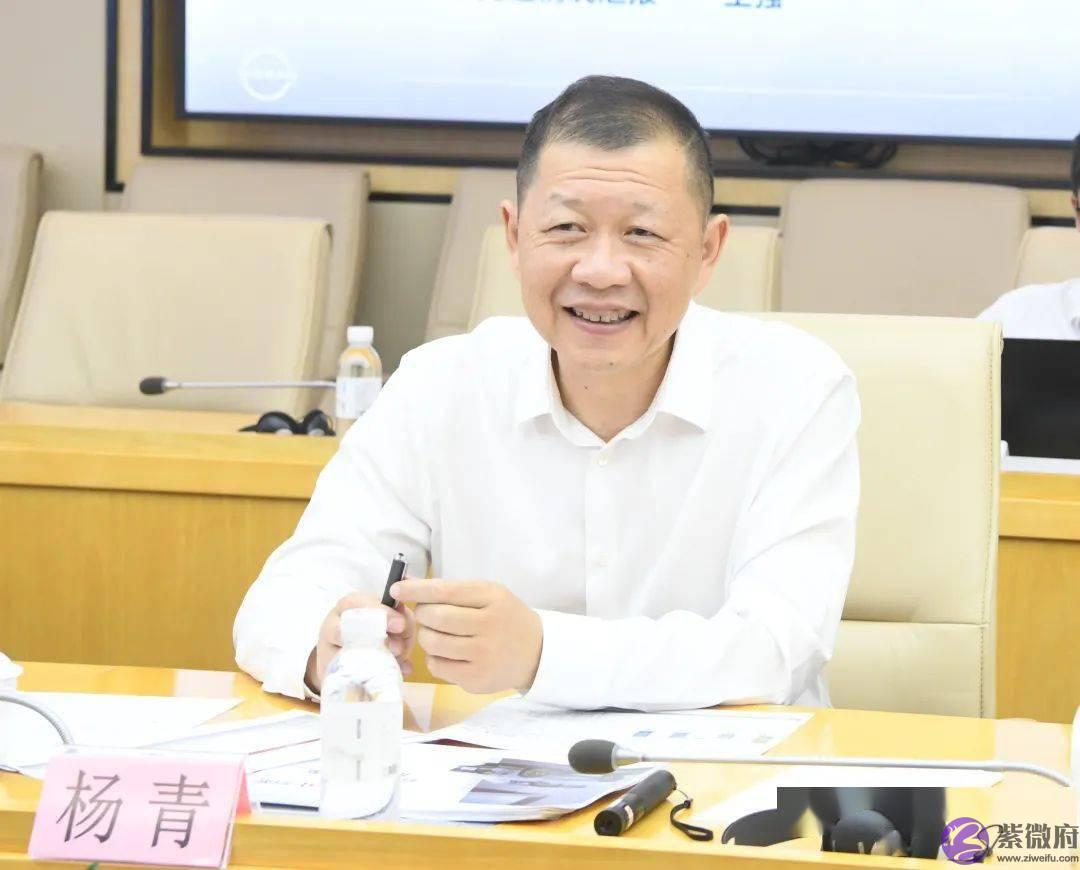 东风公司总经理、党委副书记杨青一行到东风日产调研
