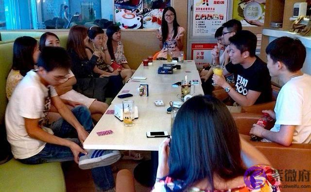 农村俗语“大年三十不睡觉，正月初一忌鞭炮”啥意思？