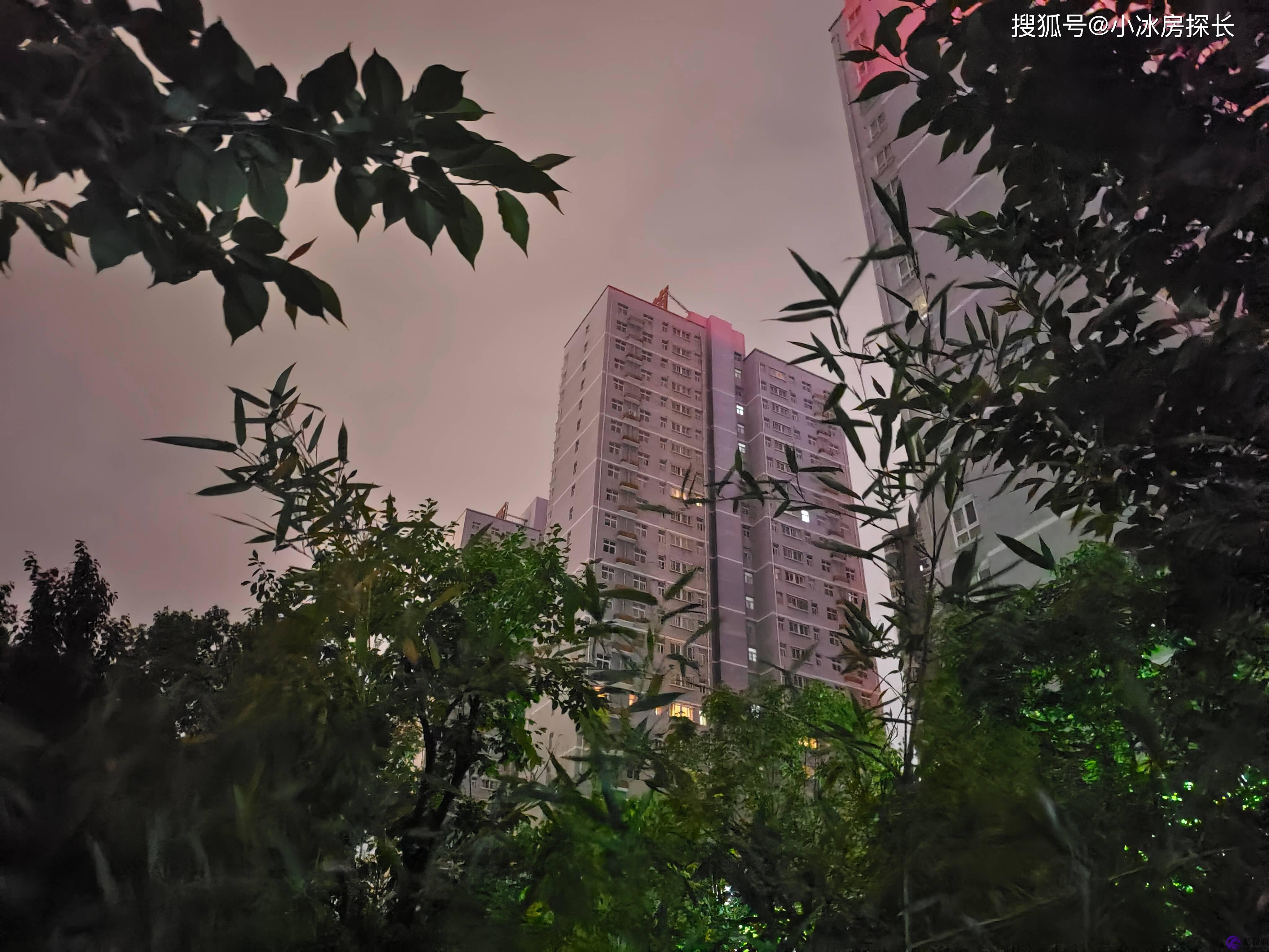 西南朝向的房子和东南朝向该如何选择？西南朝向就真的那麽差？