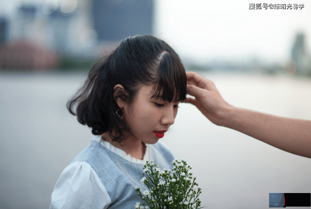 木火通明的生辰，为什麽她却说自己处处不如意