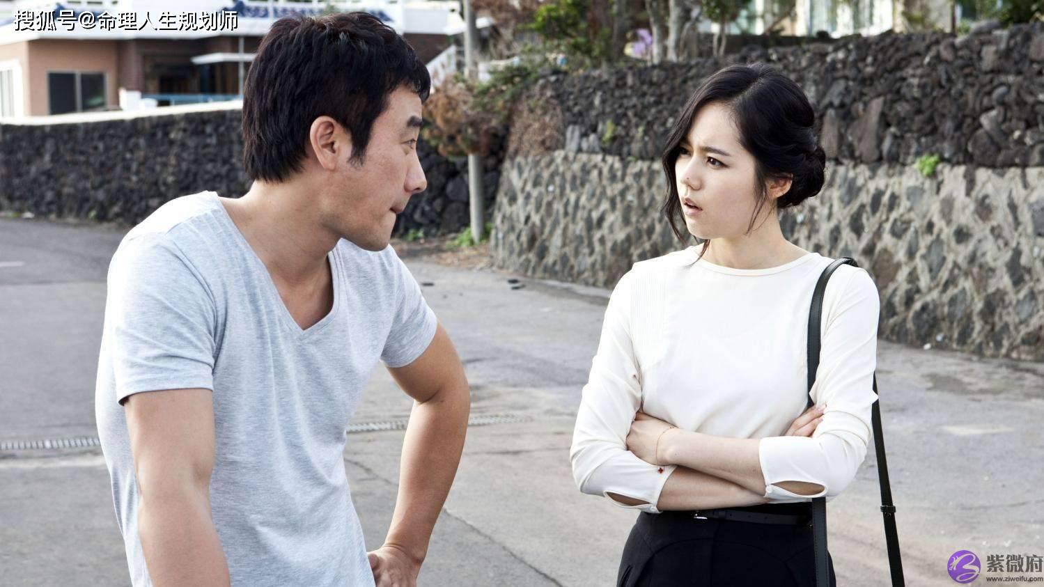 婚姻生辰看婚姻，柔弱女子撑起家中一片天，无怨无悔