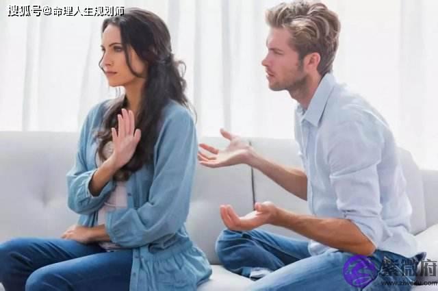 婚姻生辰看婚姻，柔弱女子撑起家中一片天，无怨无悔