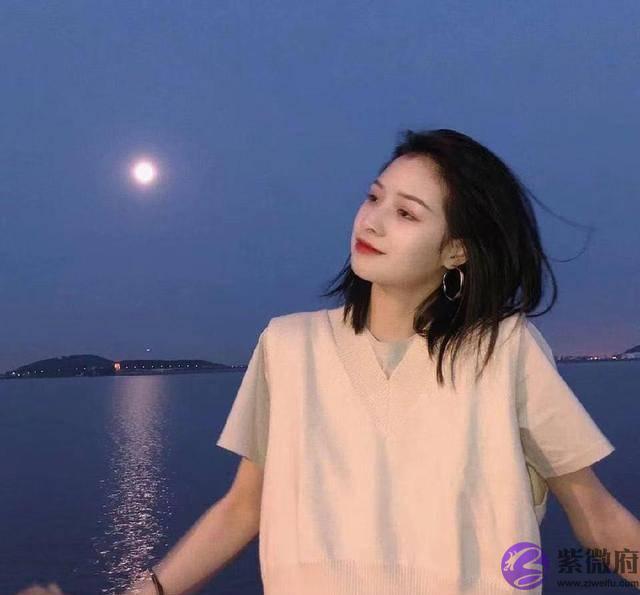 辛金在戌月土旺印旺大运水木泄秀克土名利双辉