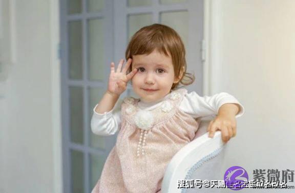 虎宝宝五行缺土怎麽起名，温柔文静的女孩名字