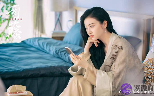 三月份艺人热搜榜前十的名单出炉了：肖战却垫底